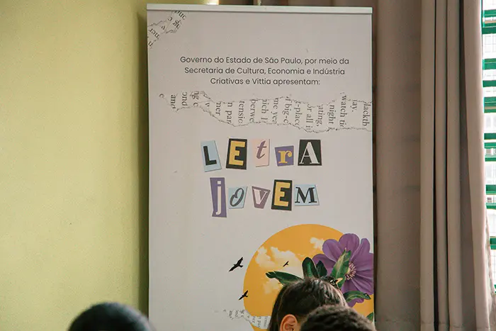 Banner do projeto Letra Jovem, iniciativa cultural apoiada pela Vittia em Artur Nogueira.